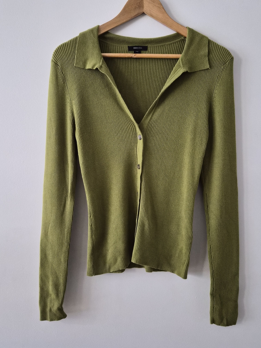 RW&CO. Olive Green Ribbed Button-Front Cardigan